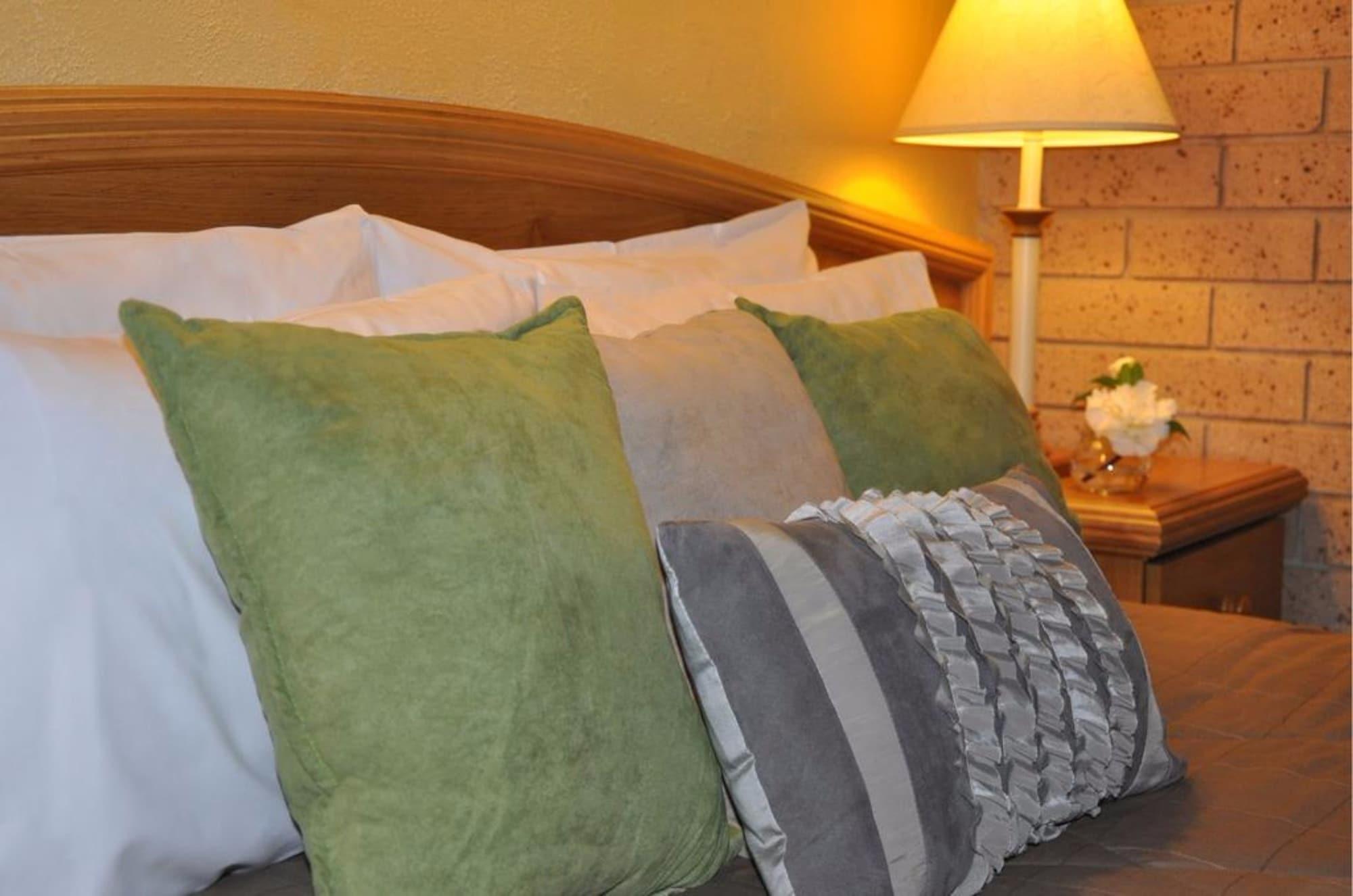 High Country Motor Inn Bright Dış mekan fotoğraf