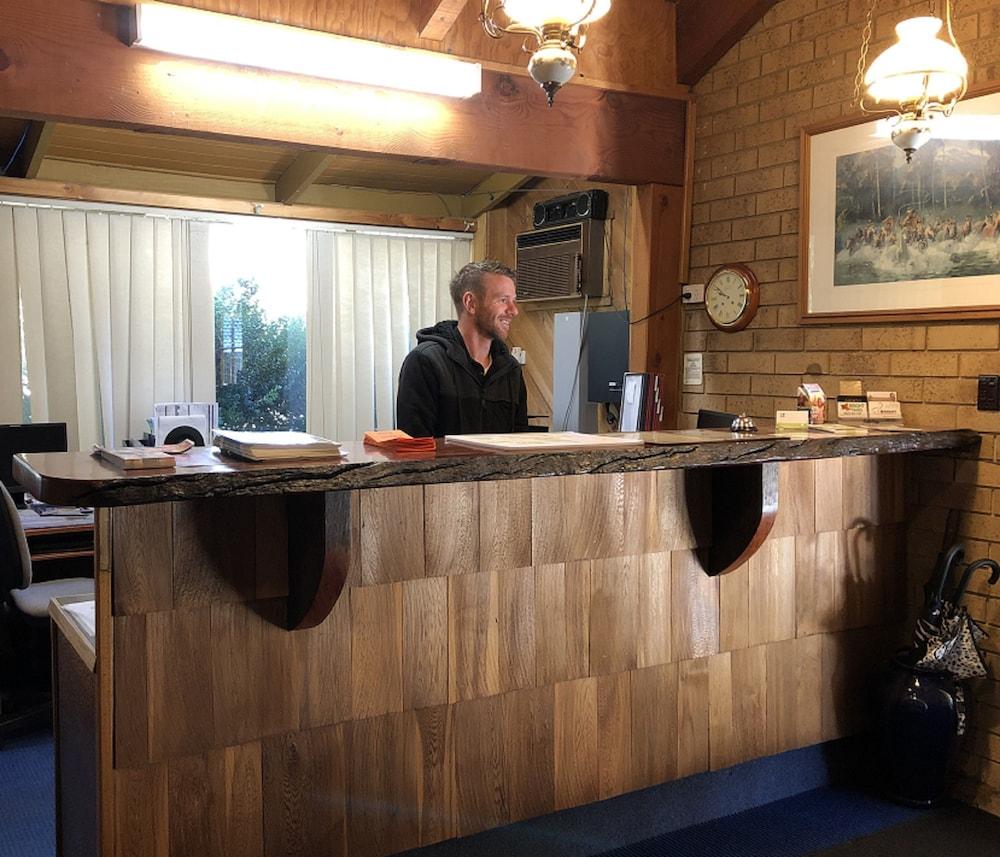 High Country Motor Inn Bright Dış mekan fotoğraf